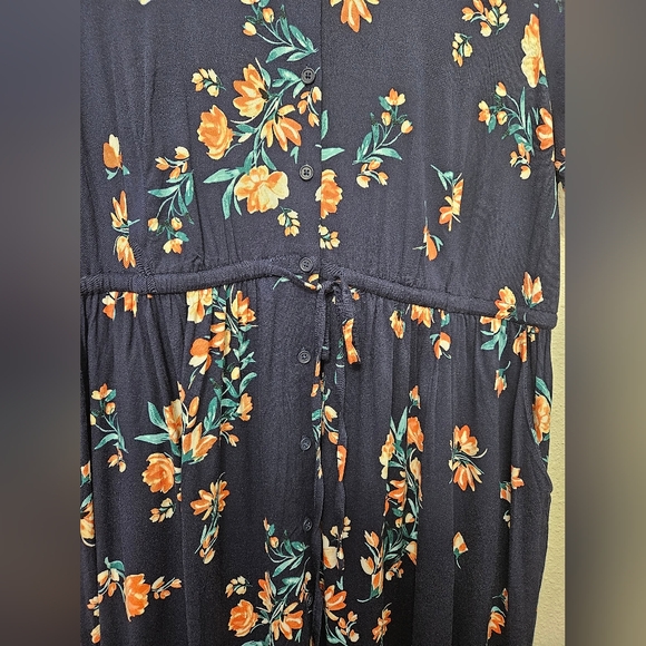 Torrid NWT 1X Plus Navy Floral Midi Challis Button Front Shirt Dress Pockets - Picture 7 of 8